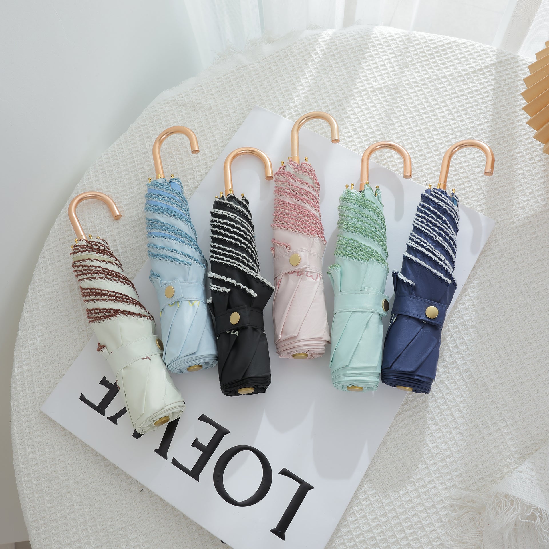 曲がりハンドル三つ折りUVカット日傘 可愛い 折りたたみ 傘